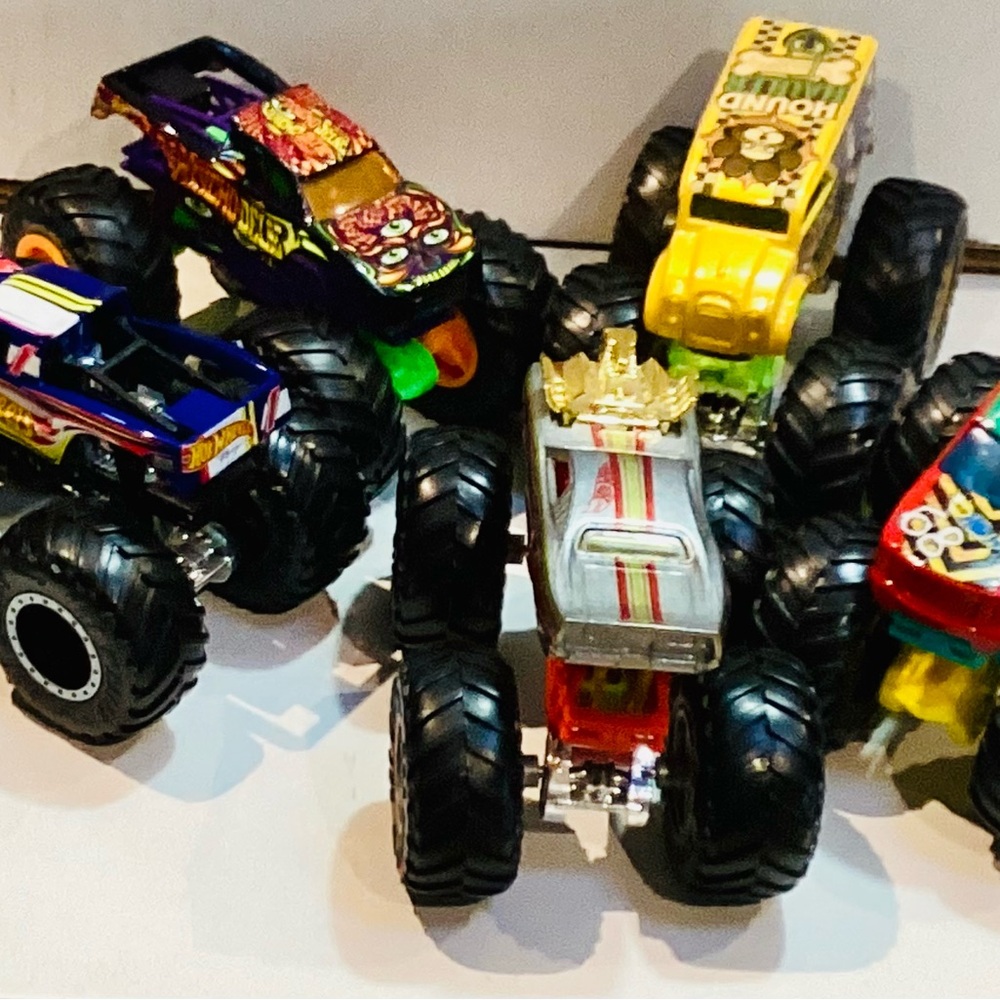 Hot Wheels Monster Trucks